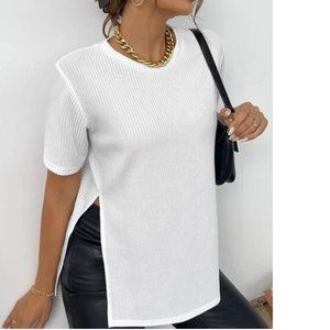 NWT Pure White Rib-knit Split Hem Tee